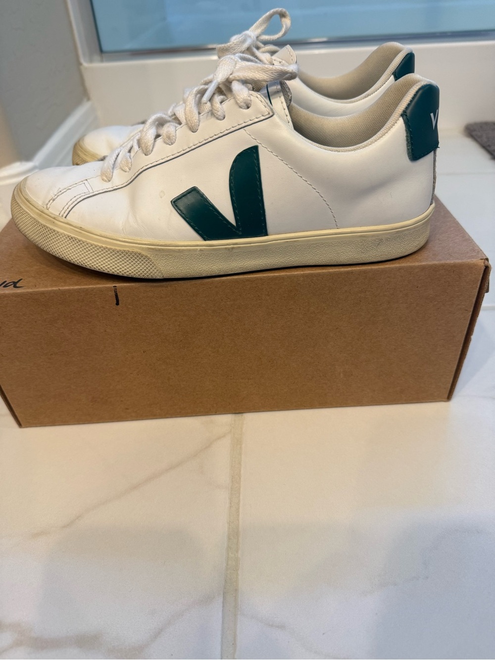Veja White Leather Sneakers with Green V Detail